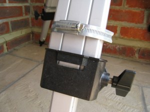 The weak plastic leg clamps have all been supplemented by jubilee clips. 