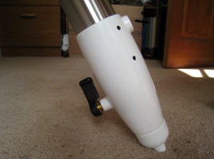 Stainless steel legs with robust adjustment clamp, unlike its younger brother the EQ3-2, you get what you pay for