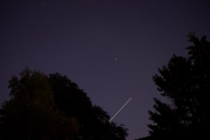 At last, a clean shot of the ISS as it heads on its way towards the south east and out of view - back again in 93 minutes having traveled around the world!