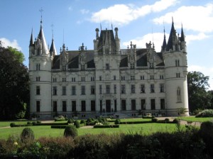 Challain-la-Potherie Chateau - nice place if you can affofd it!