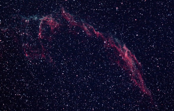 Eastern Veil Nebula - NGC  6992 (right) & NGC 6995 (left). WO GT81 + Canon 700D & FF | 29 x 120 secs + darks/bias?flats @ ISO 1,600