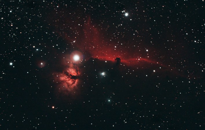 NGC 2024 Flame Nebula & Horsehead Nebula WO GT81 + modded Canon 550D & FF | 10 x 180 secs @ ISO 800 & darks calibration | 8th February 2015