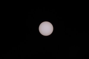GT81 + Canon 700D & Baader ND 5.00 Solar Filter 1/500th sec @ ISO 100 | 18th March 2015 