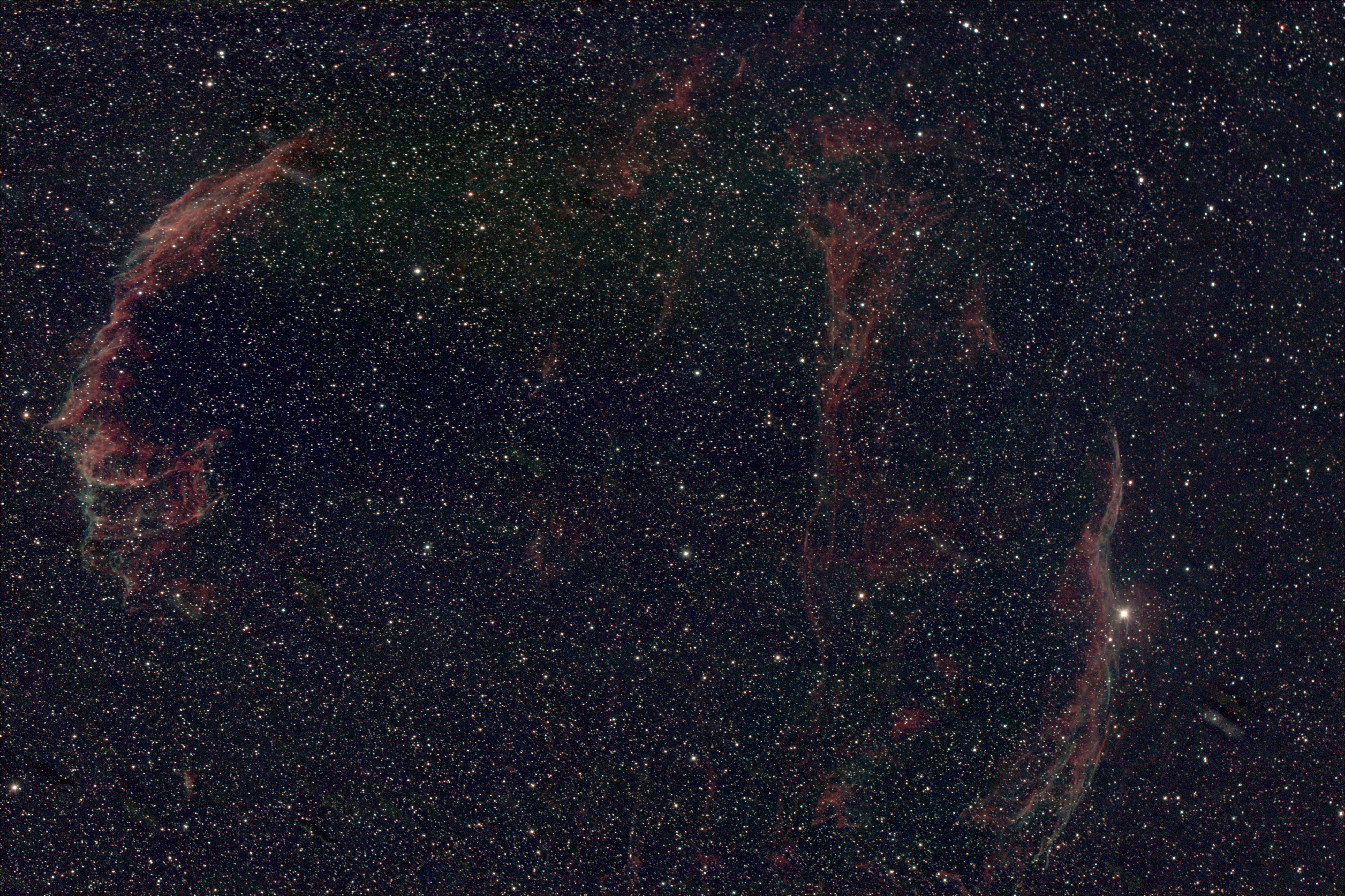 Picture saved with settings embedded.